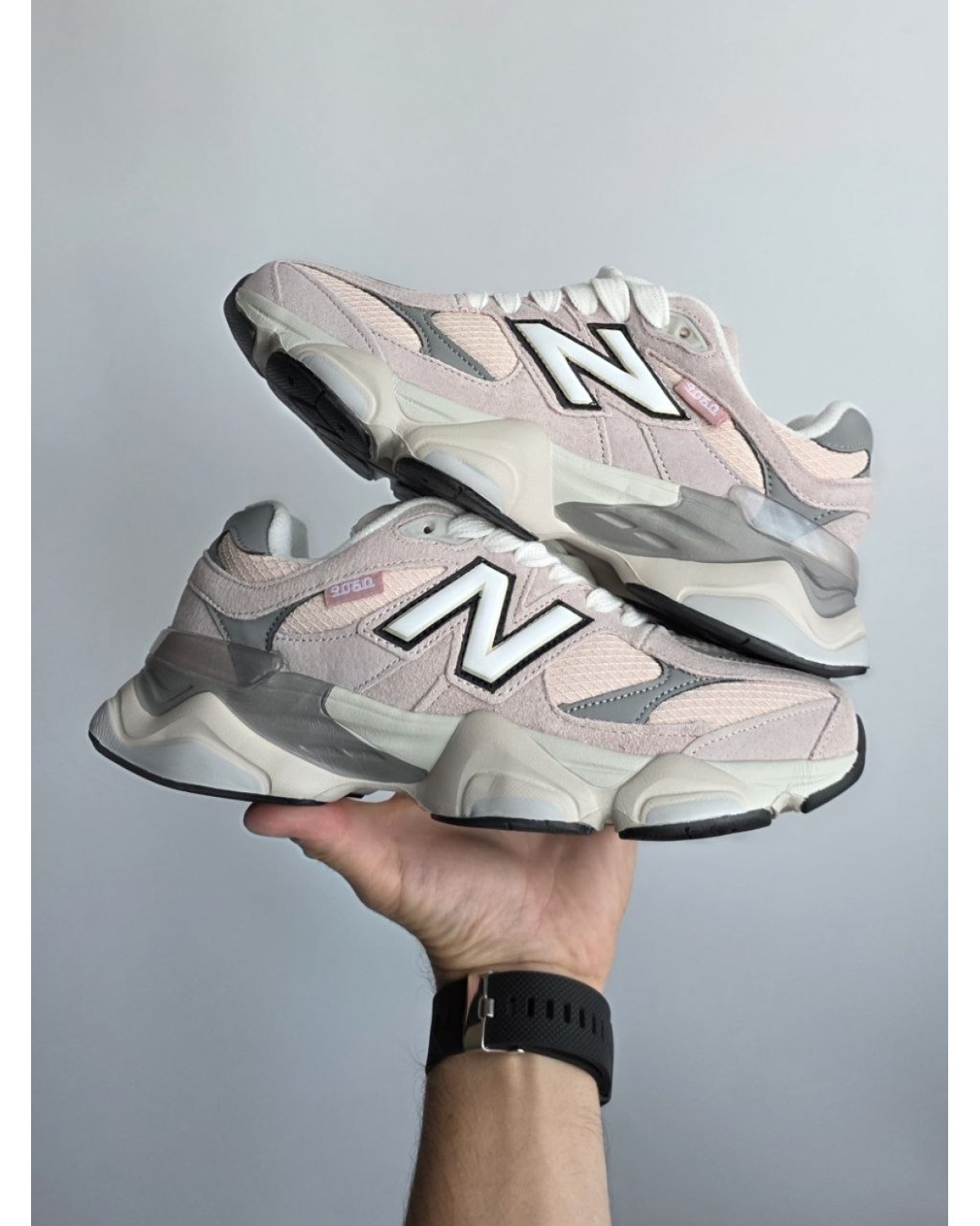 New Balance 9060 Gore-Tex Dusty Pink
