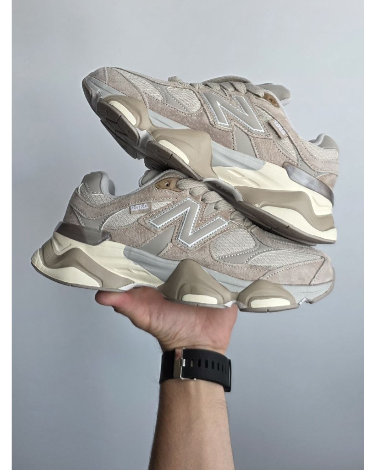 New Balance 9060 Gore-Tex Light Taupe New Balance 9060 Gore-Tex Light Taupe