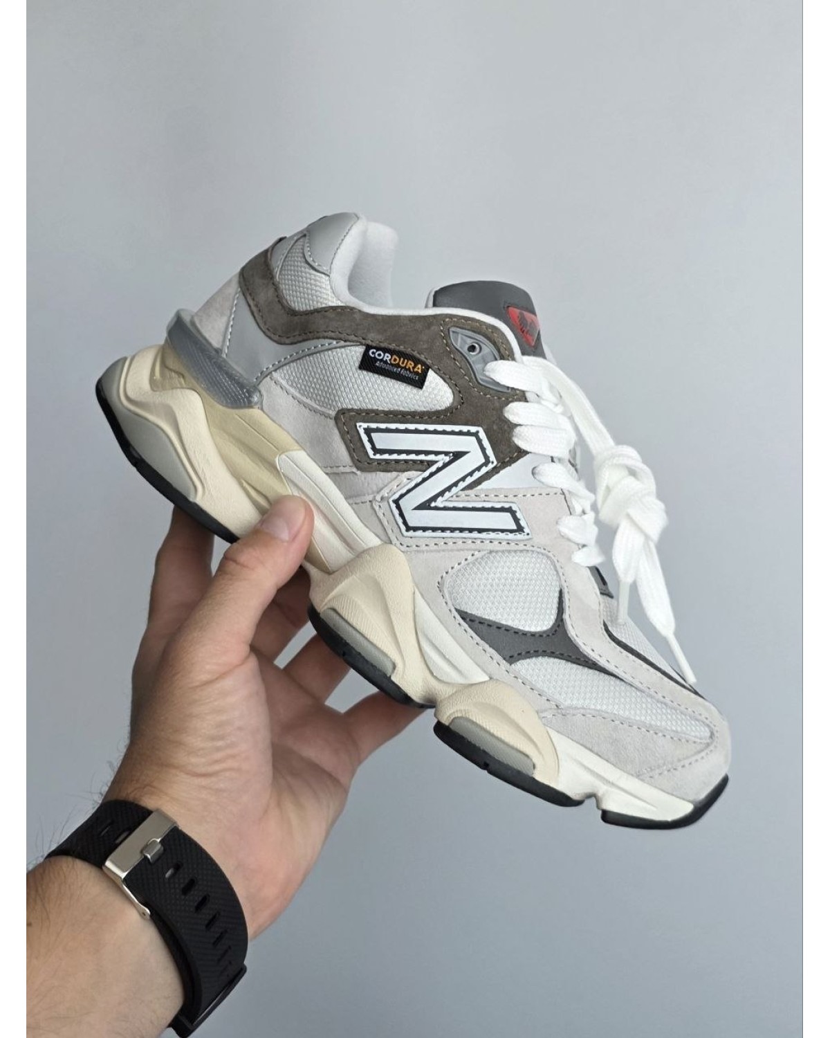New Balance 9060 Gore-Tex Light Grey