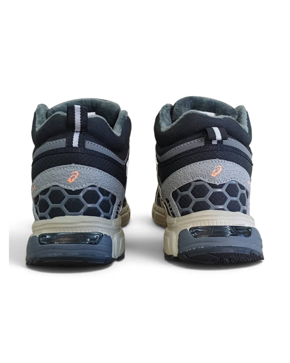 Asics Gel Kahana 8 High Grey Black Fur Asics Gel Kahana 8 High Grey Black Fur
