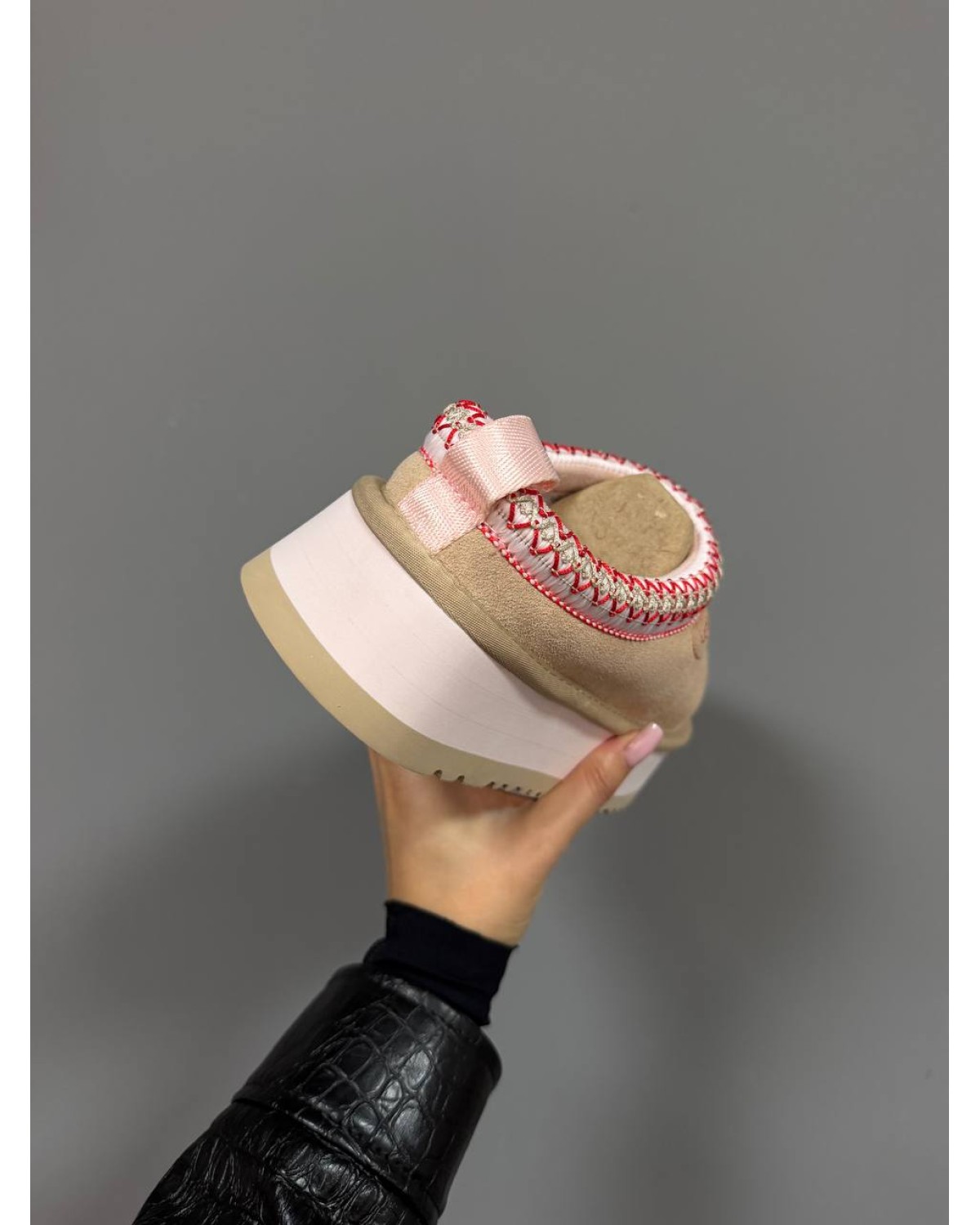UGG Tazz Love ’26 Sea Salt / Rosetta