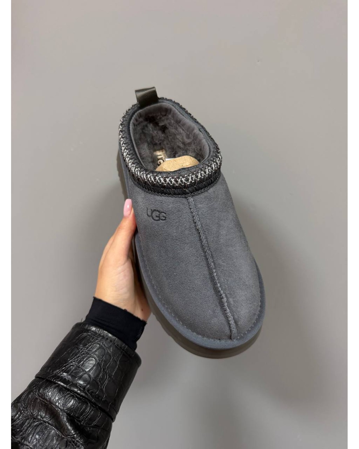 UGG Tazz Obsidian Grey