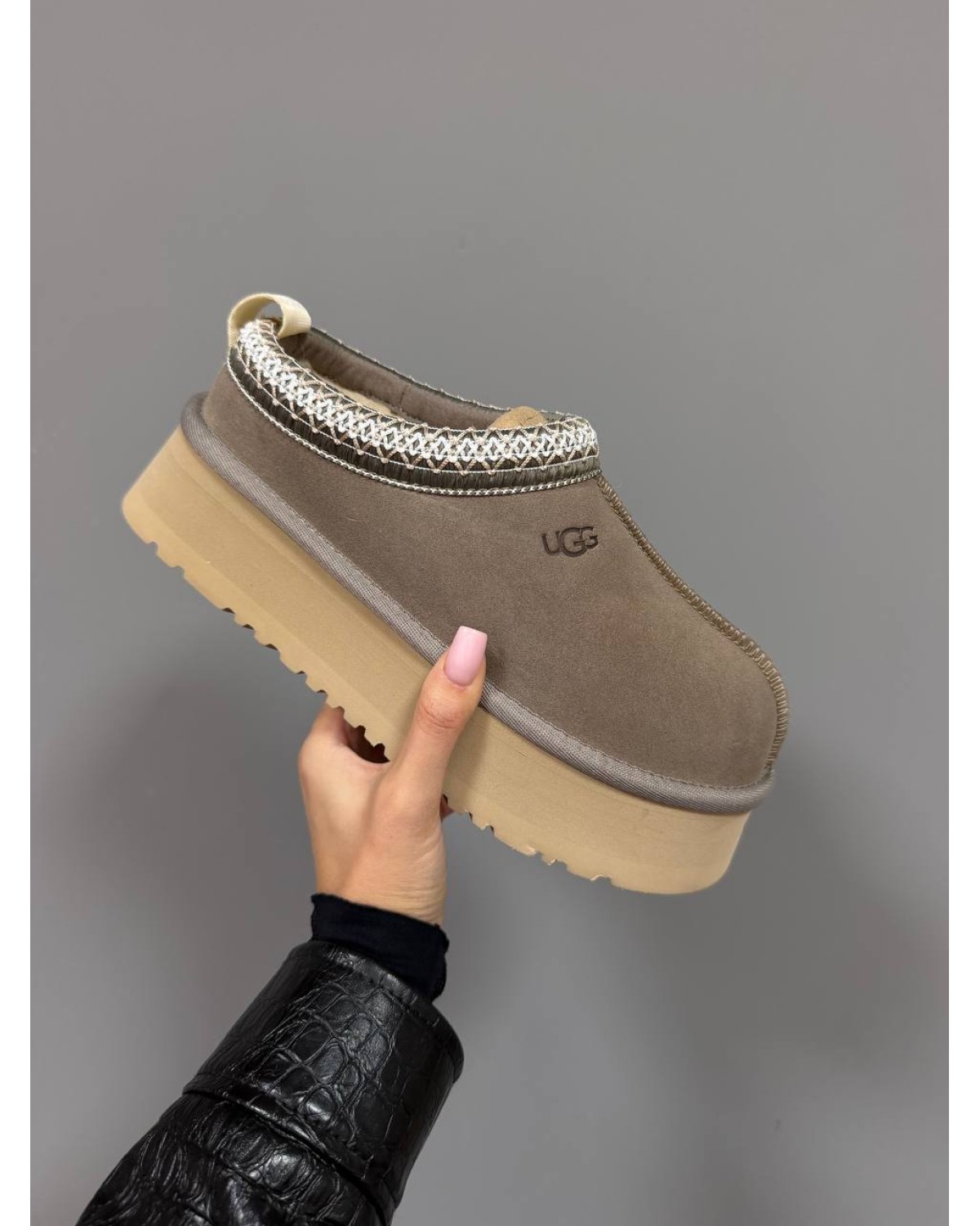 UGG Tazz Dried Oregano