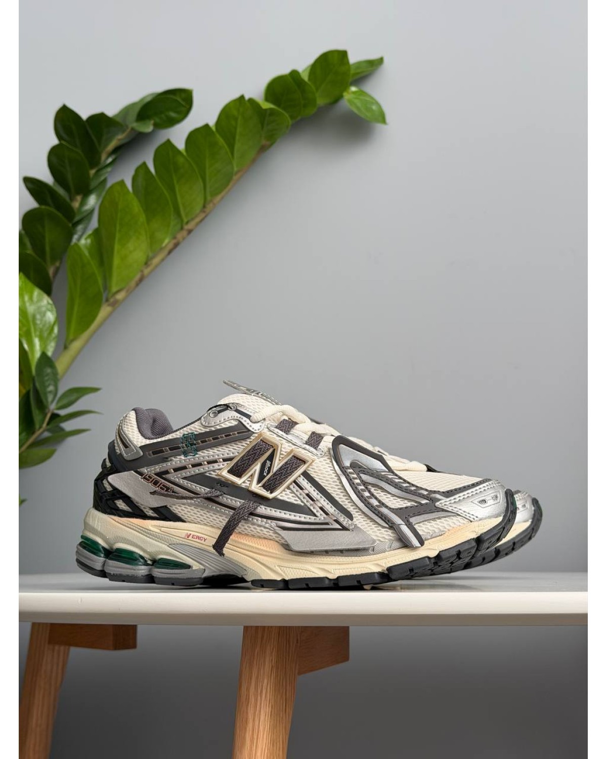 New Balance 1906A Double Laces Silver Gold Metallic