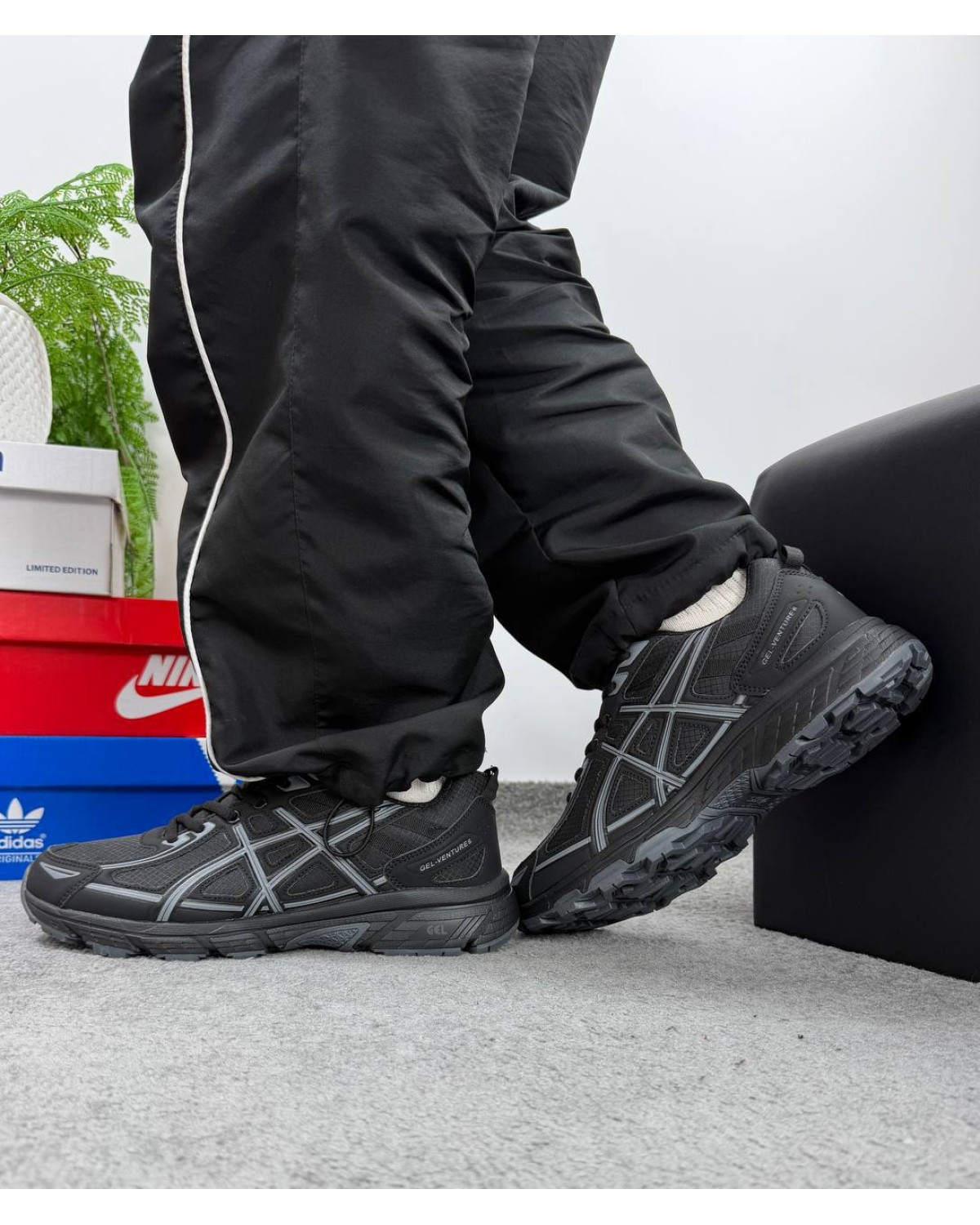 Asics Gel-Venture Black Gore Tex Asics Gel-Venture Black Gore Tex
