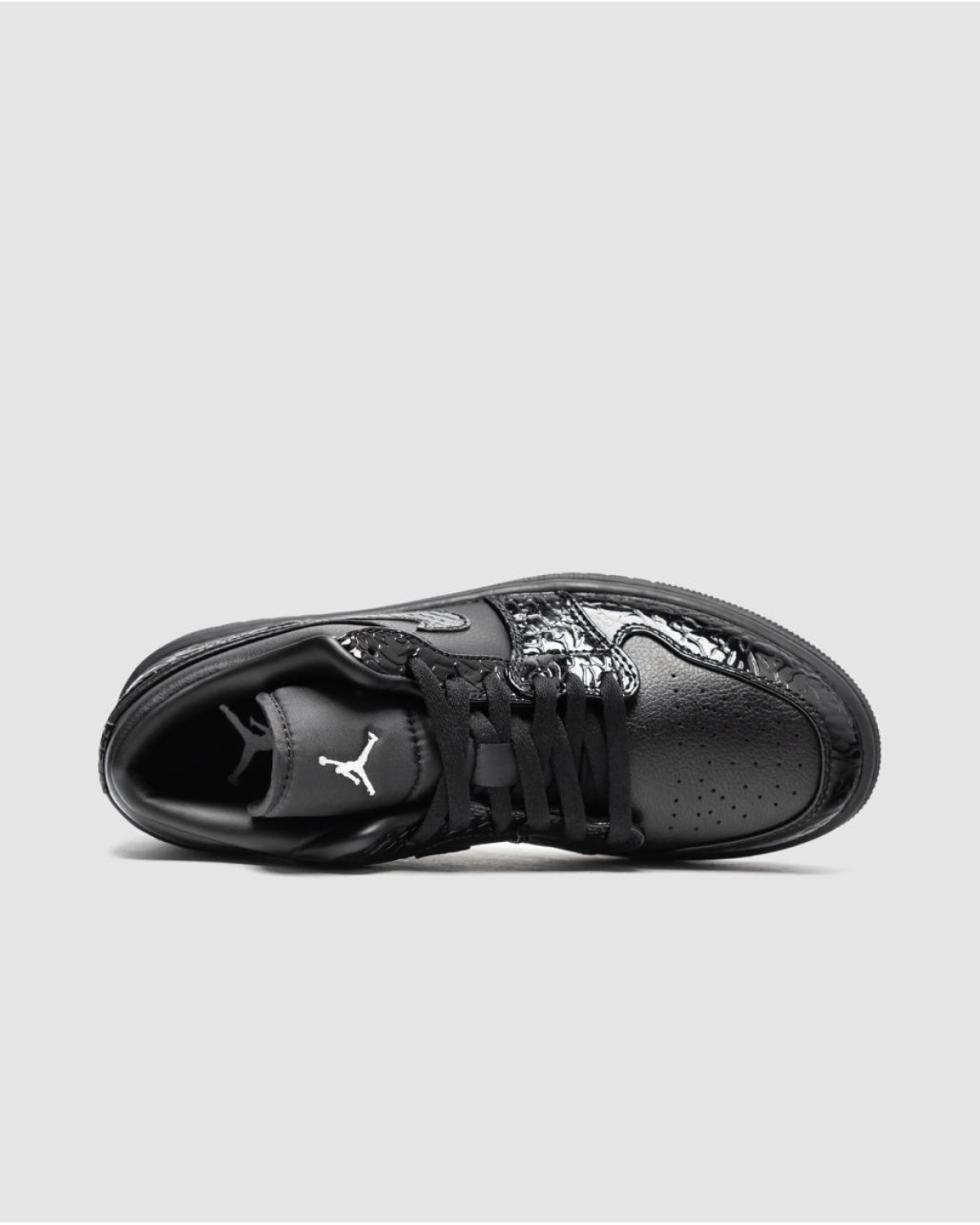 Nike Air Jordan 1 Retro Low Lacquered Black