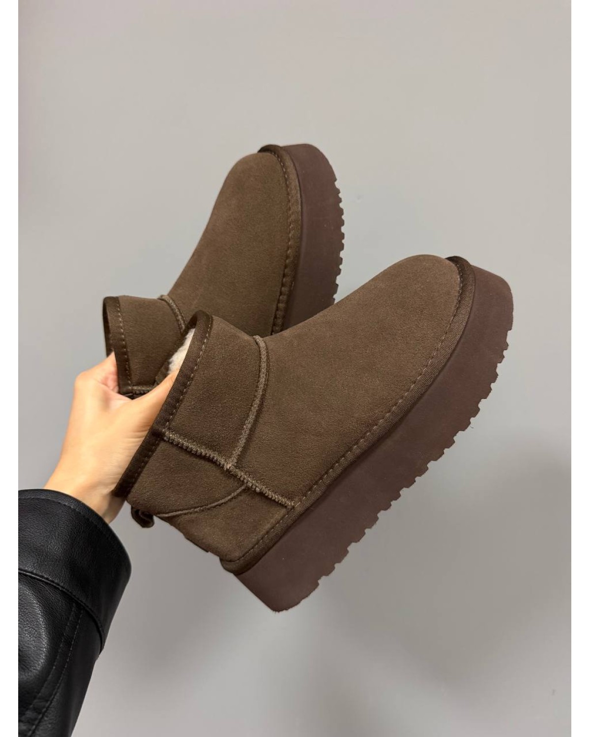 UGG Ultra Mini Platform Chocolate Brown Suede UGG Ultra Mini Platform Chocolate Brown Suede