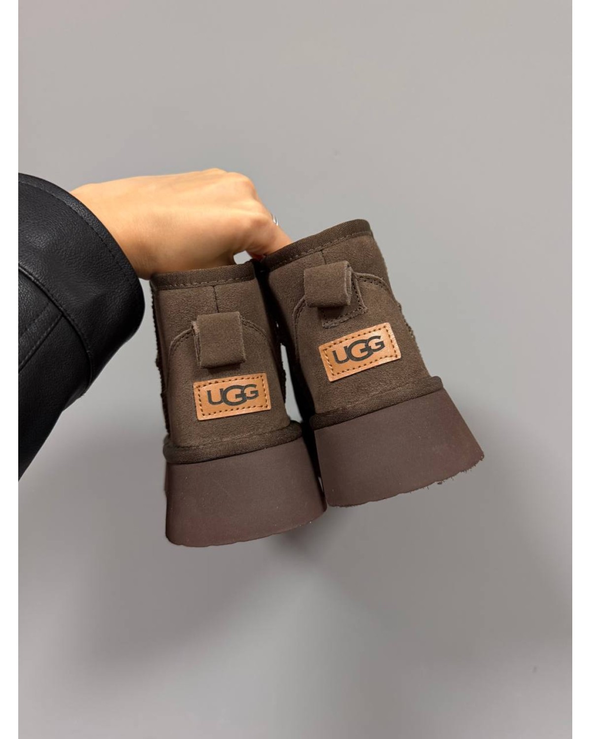 UGG Ultra Mini Platform Chocolate Brown Suede UGG Ultra Mini Platform Chocolate Brown Suede