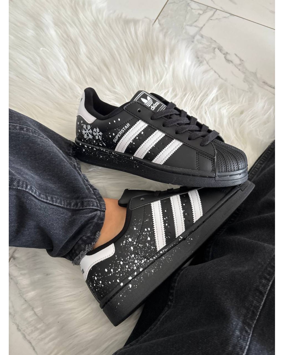 Adidas Superstar Black Snowflakes Adidas Superstar Black Snowflakes