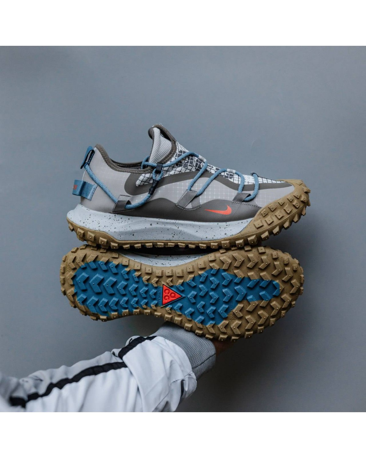 Nike ACG Mountain Fly Low Nike ACG Mountain Fly Low