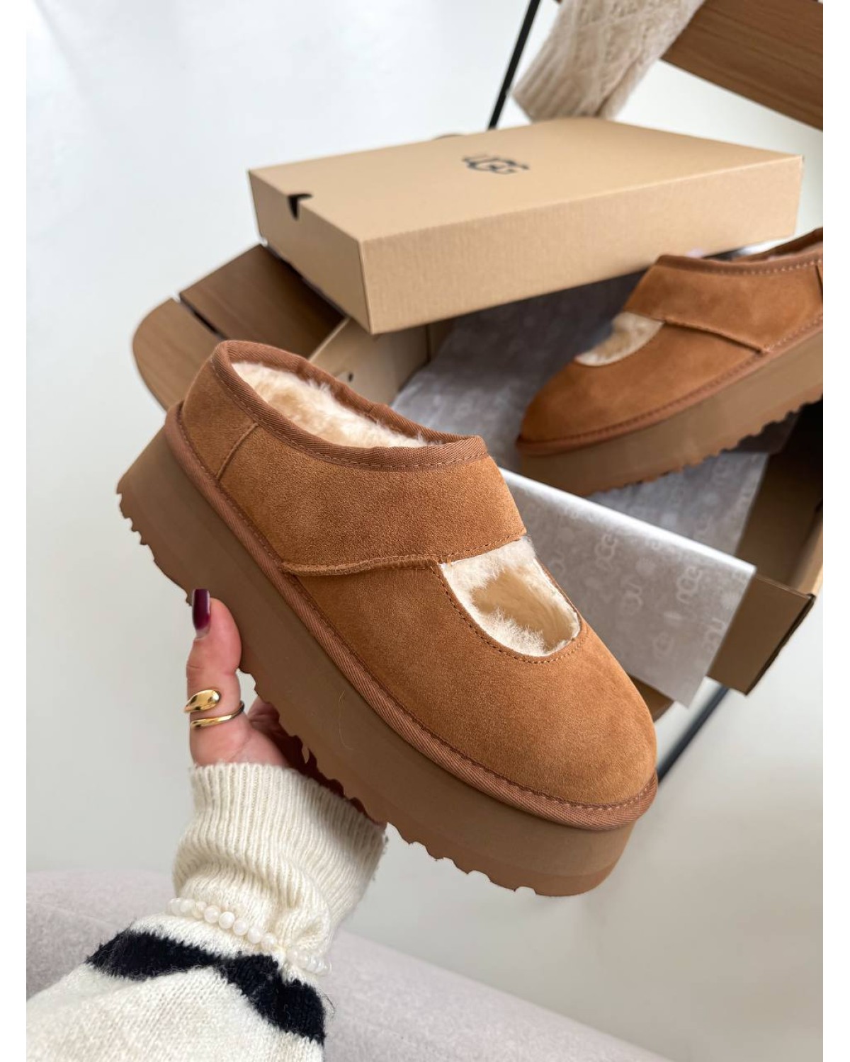 Bea Mary Jane Chestnut