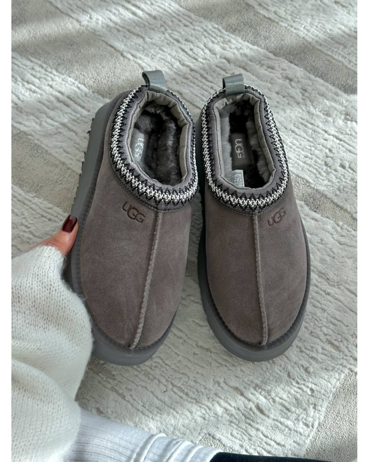 Tasman Platform Grey