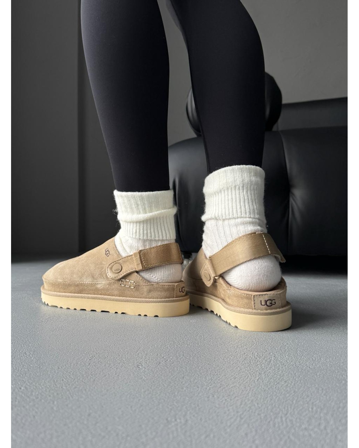 Ugg Goldenstar Clog Beige