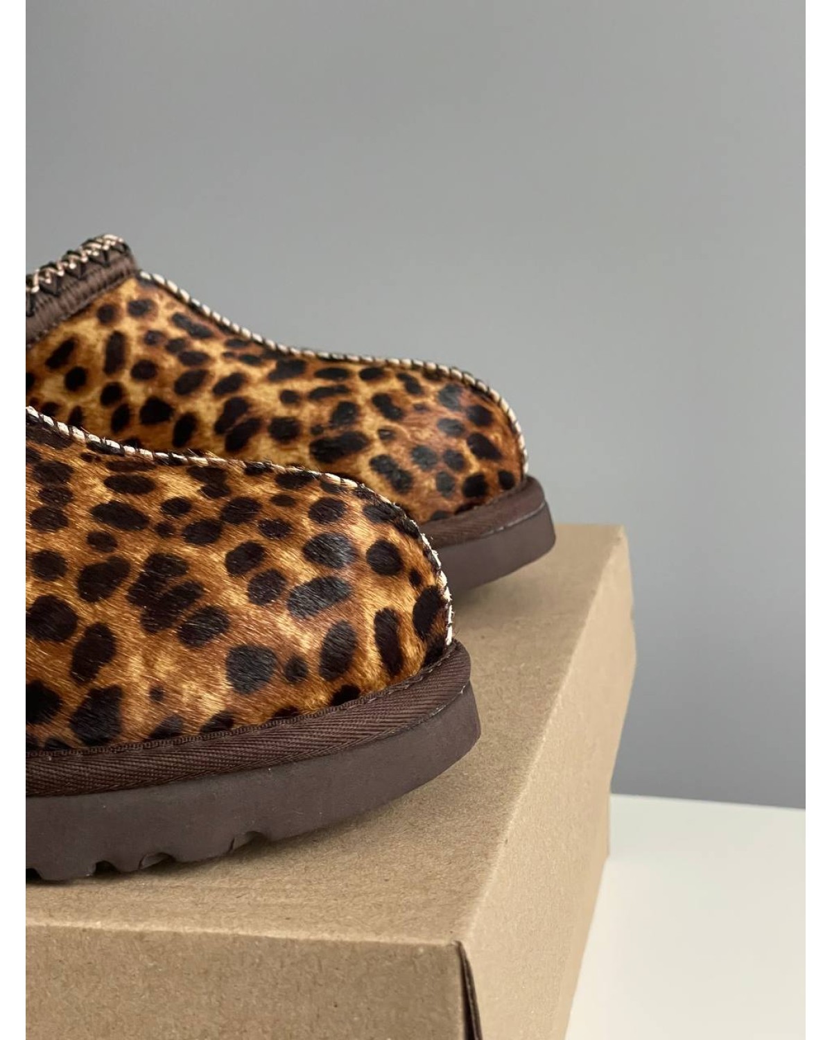 UGG Tasman Caspian Burnt Cedar