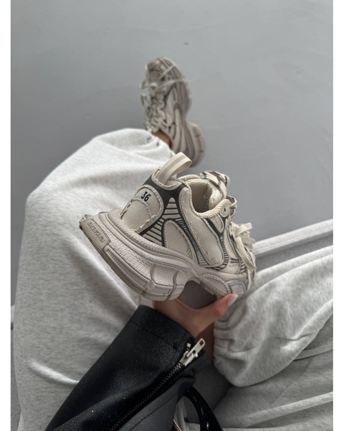 Balenciaga 3xl Vintage Beige