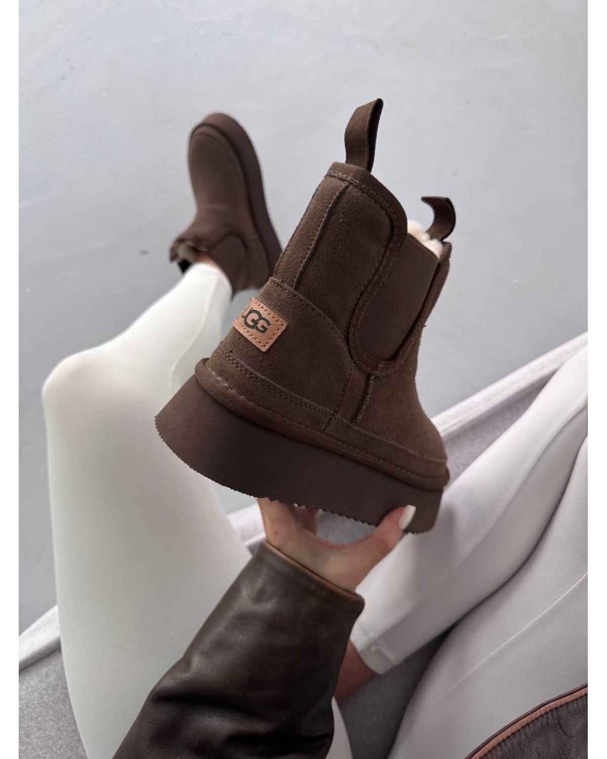Ugg Chelsea Dark Chocolate Suede Ugg Chelsea Dark Chocolate Suede