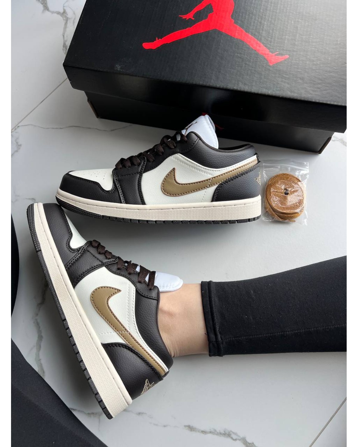 Jordan 1 Low Shadow Brown Mocha