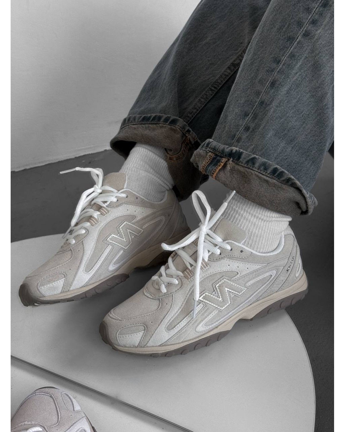 New Balance 204L Cream  Beige