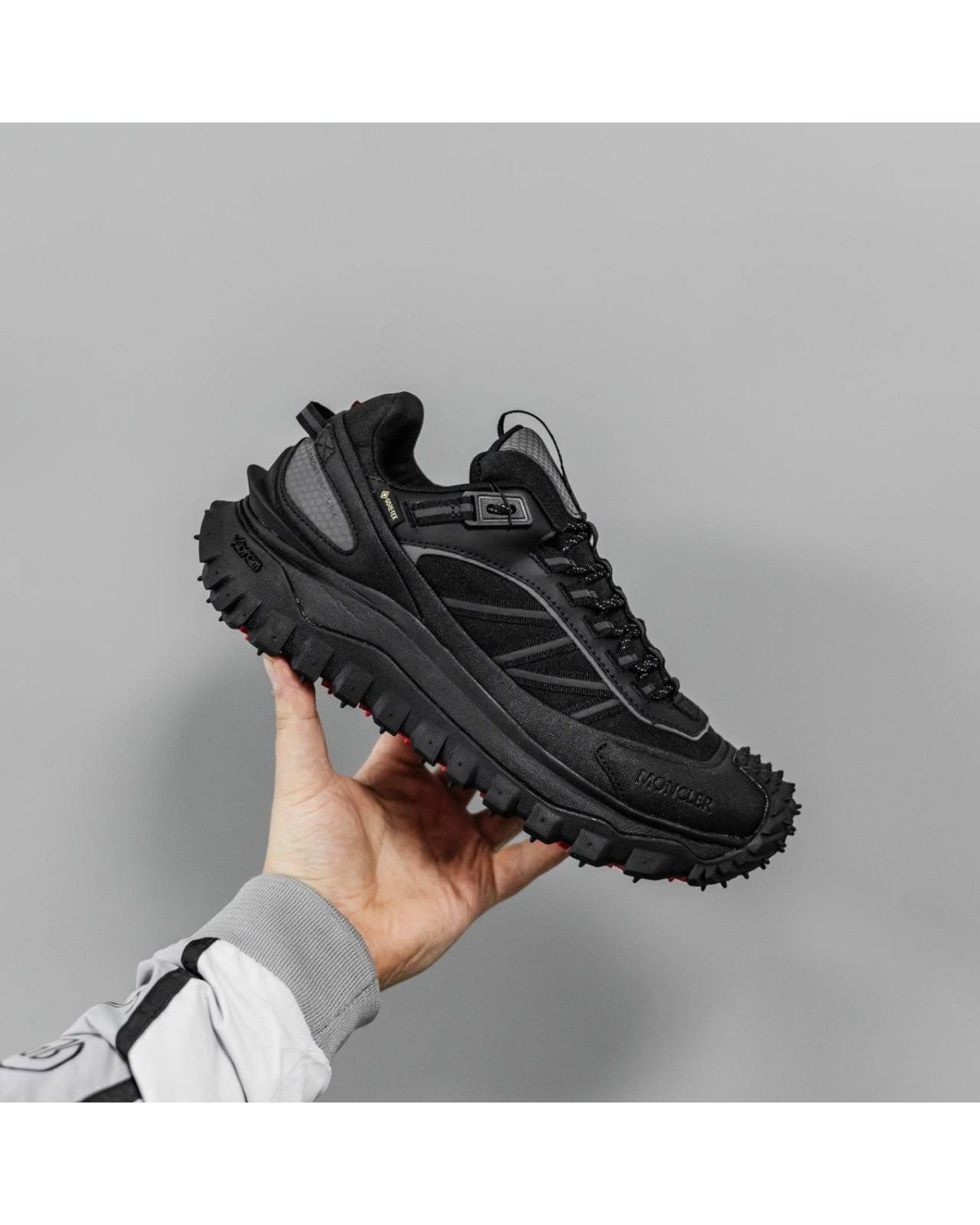 Moncler Trailgrip Gore-Tex