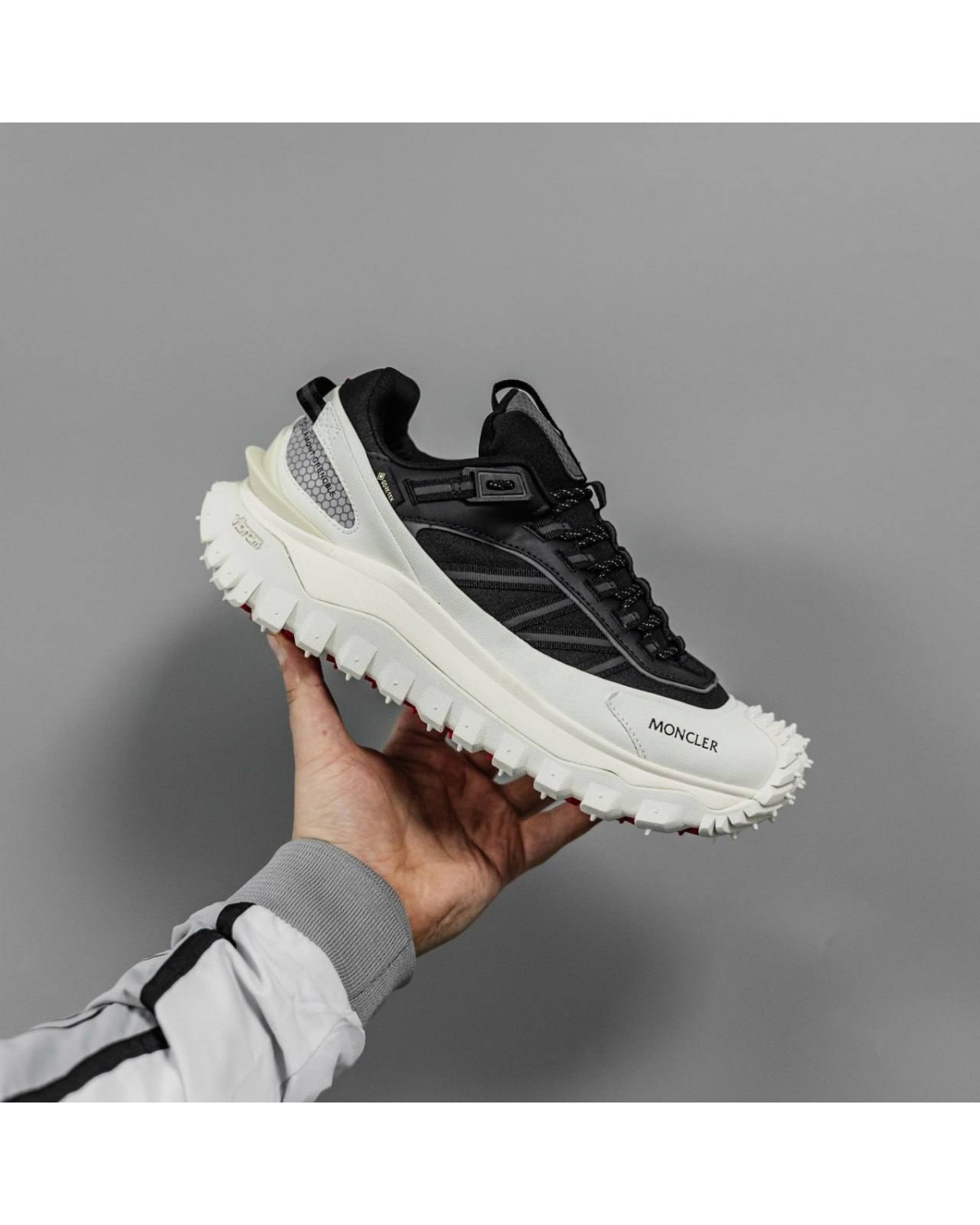 Moncler Trailgrip Gore-Tex