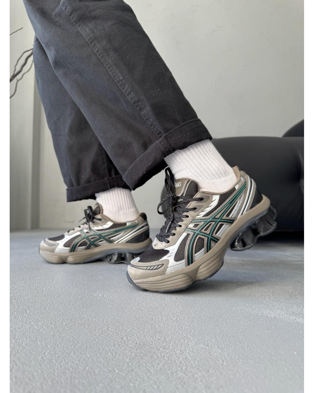 Asics Gel-Kinetik Fluent Black/Dark Taupe Asics Gel-Kinetik Fluent Black/Dark Taupe