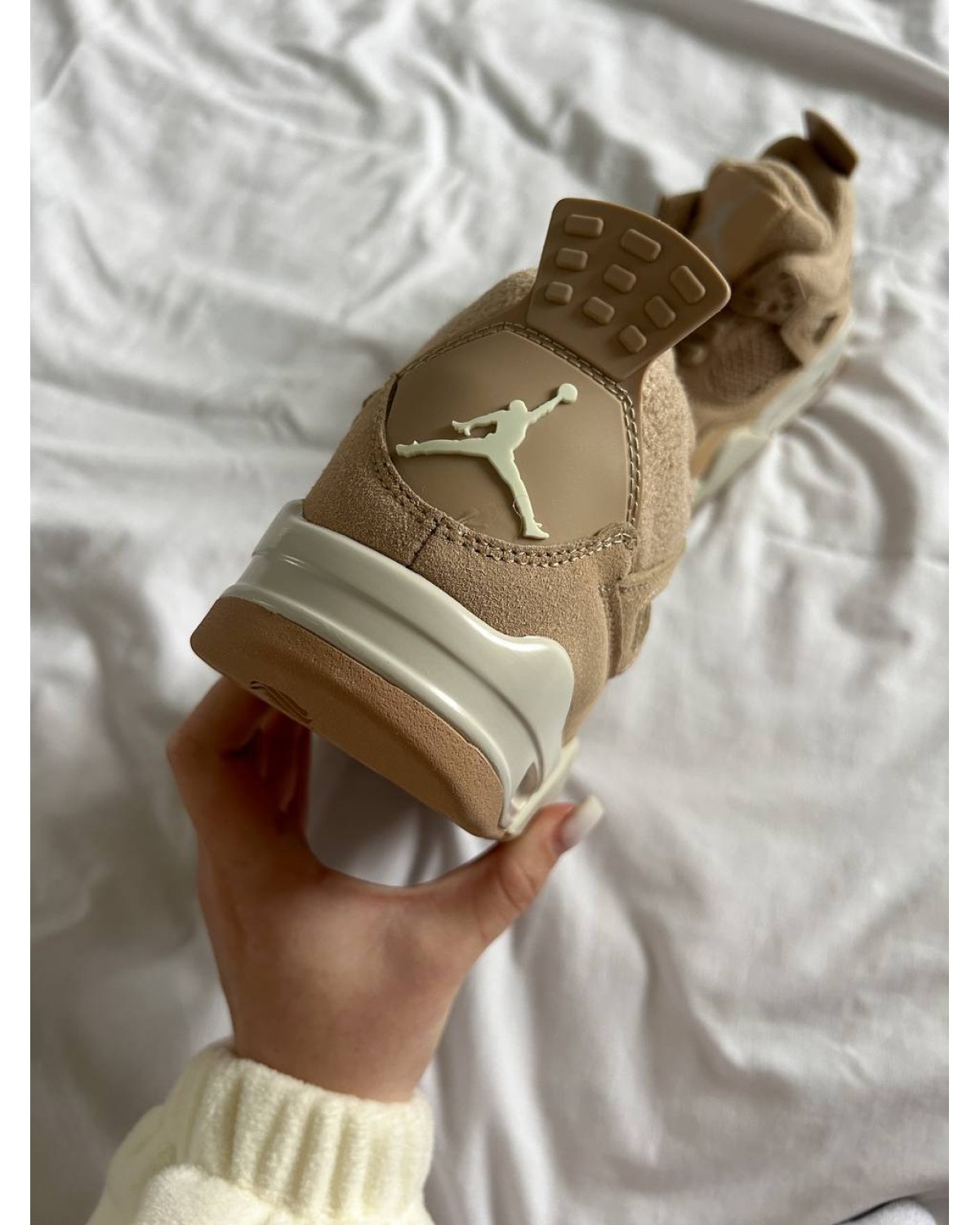 Air Jordan 4 Retro "Cozy Girl" Air Jordan 4 Retro "Cozy Girl"