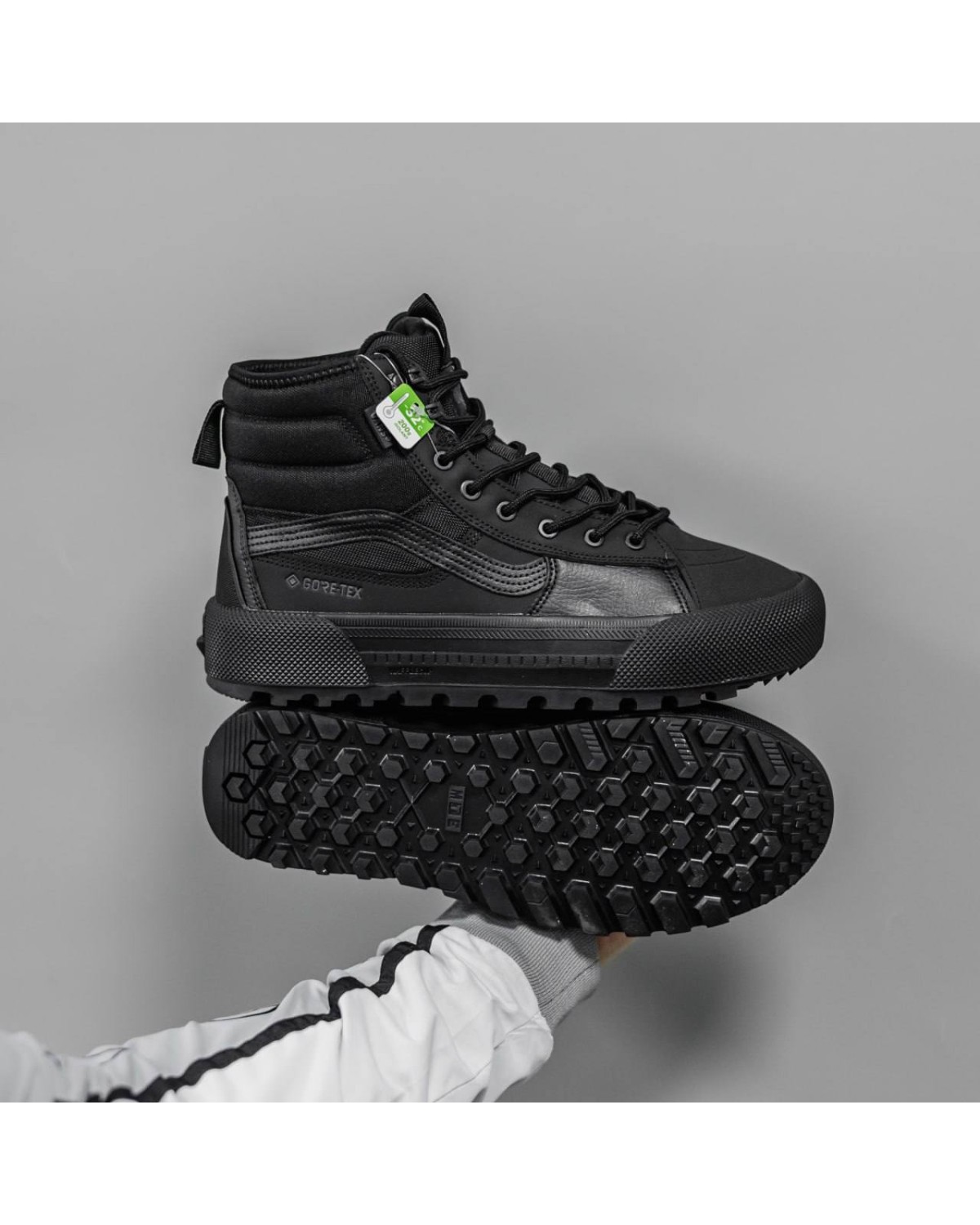 Vans Old Skool MTE‑1 Black