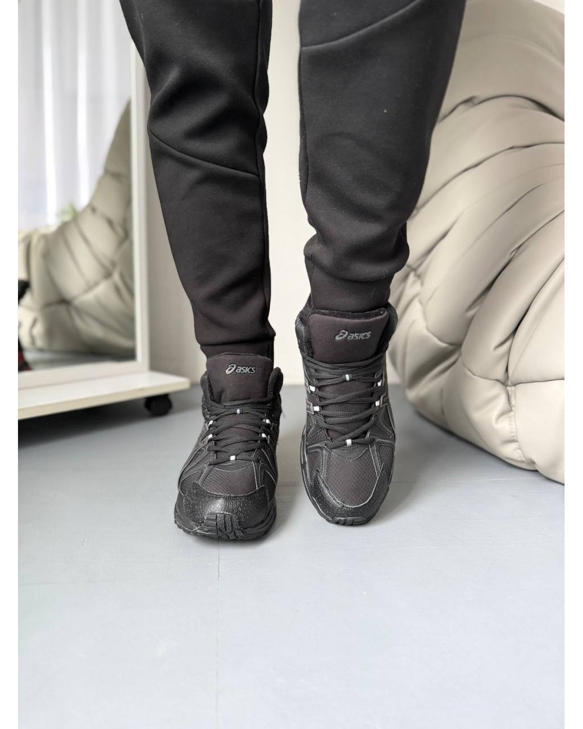 Asics Gel-Kahana 8 High Black Rose Gold Fur