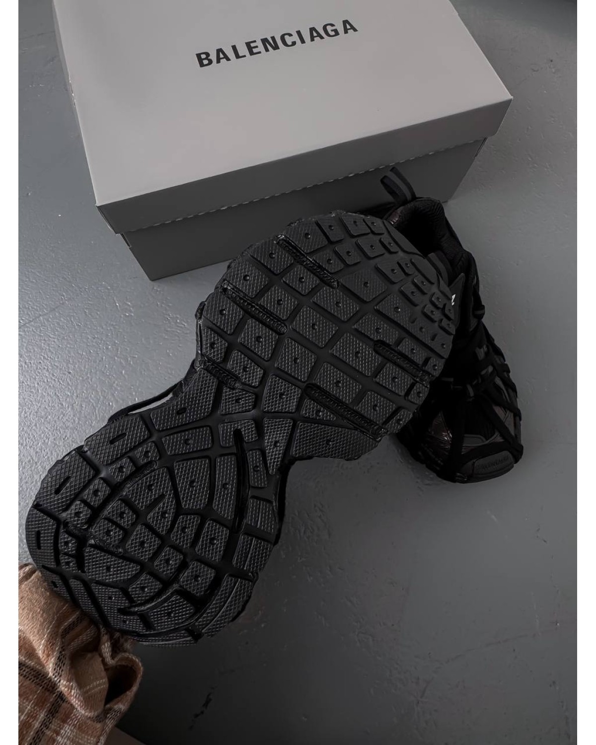 Balenciaga 3XL Extreme Lace Black/Brown