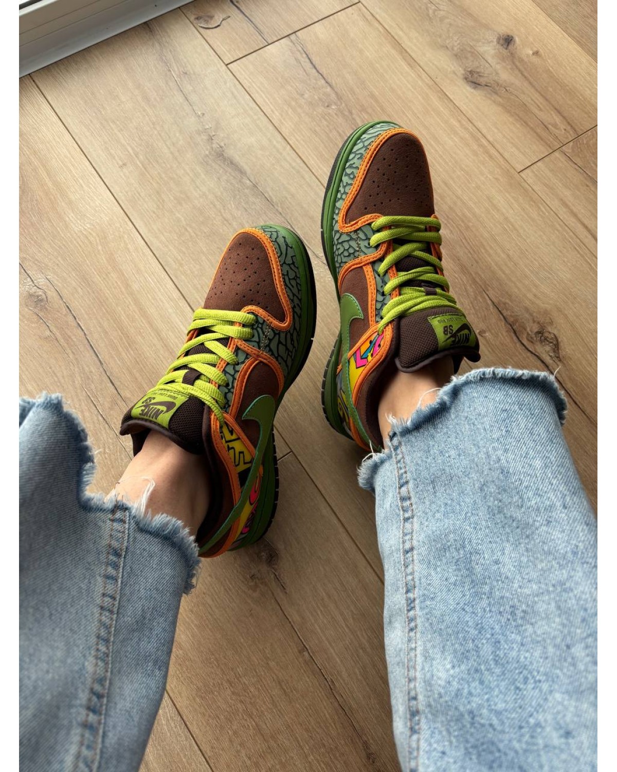 Nike SB Dunk Low De La Soul