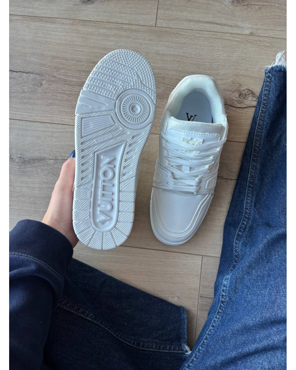 Louis Vuitton Trainer Triple White