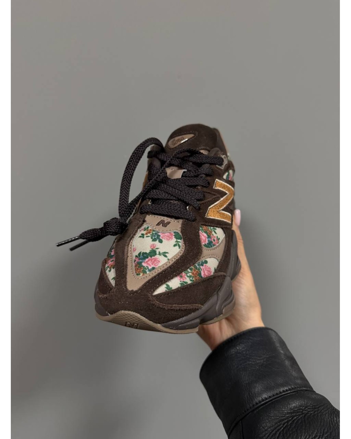 New Balance 9060 Atmos Pink