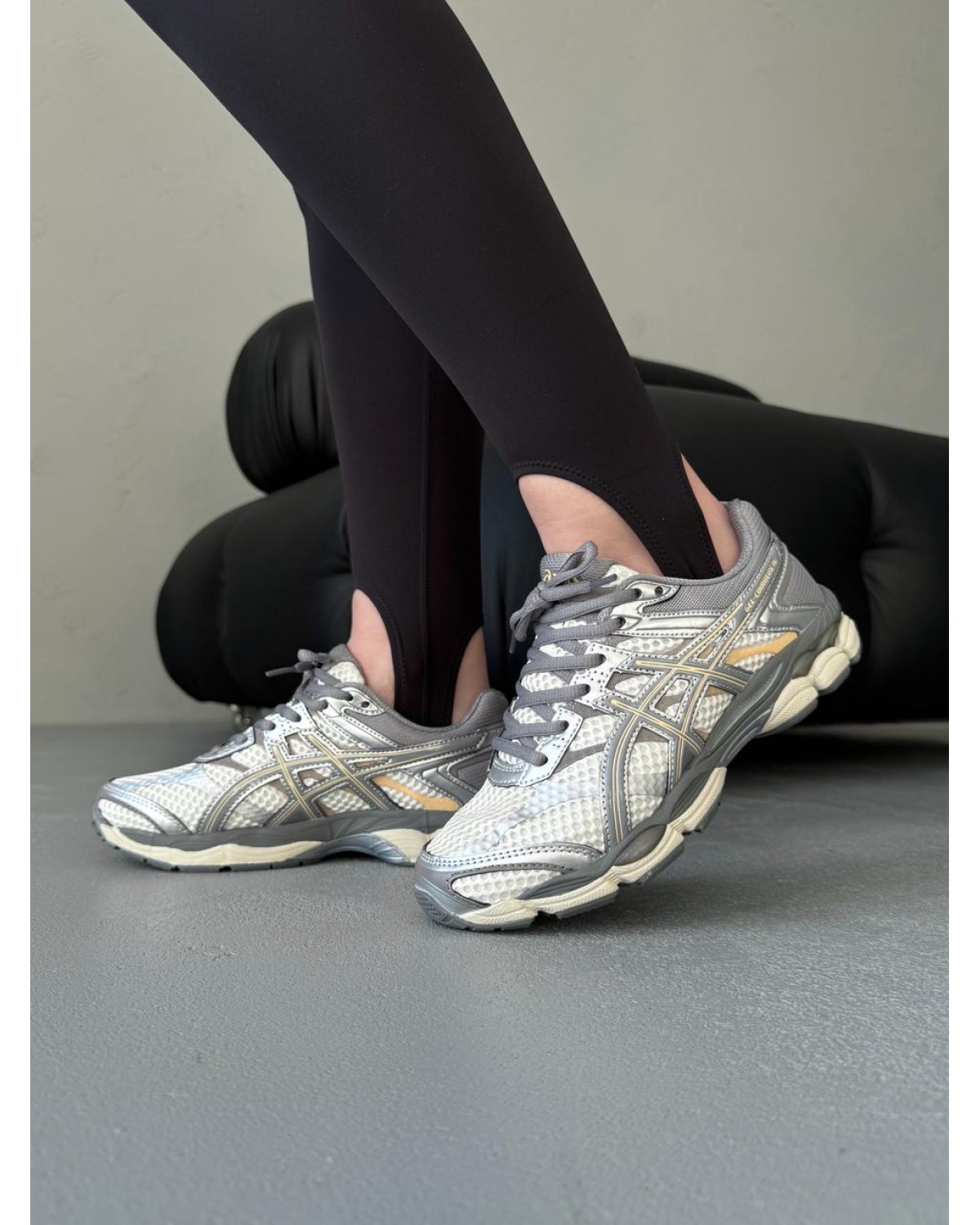 Asics Gel-Cumulus 16 Cream/Clay Grey