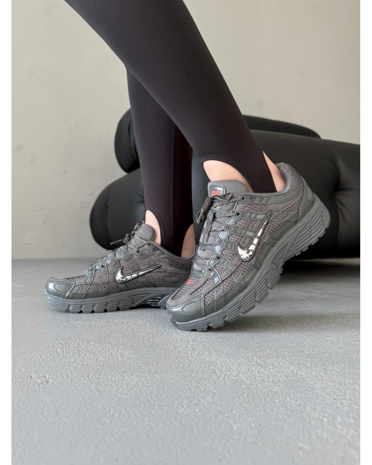 Nike P-6000 Anthracite Iron Grey