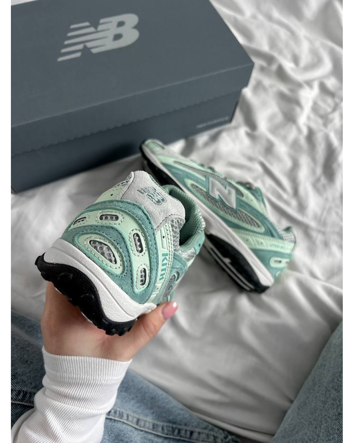 New Balance 204L Kith Green Silver