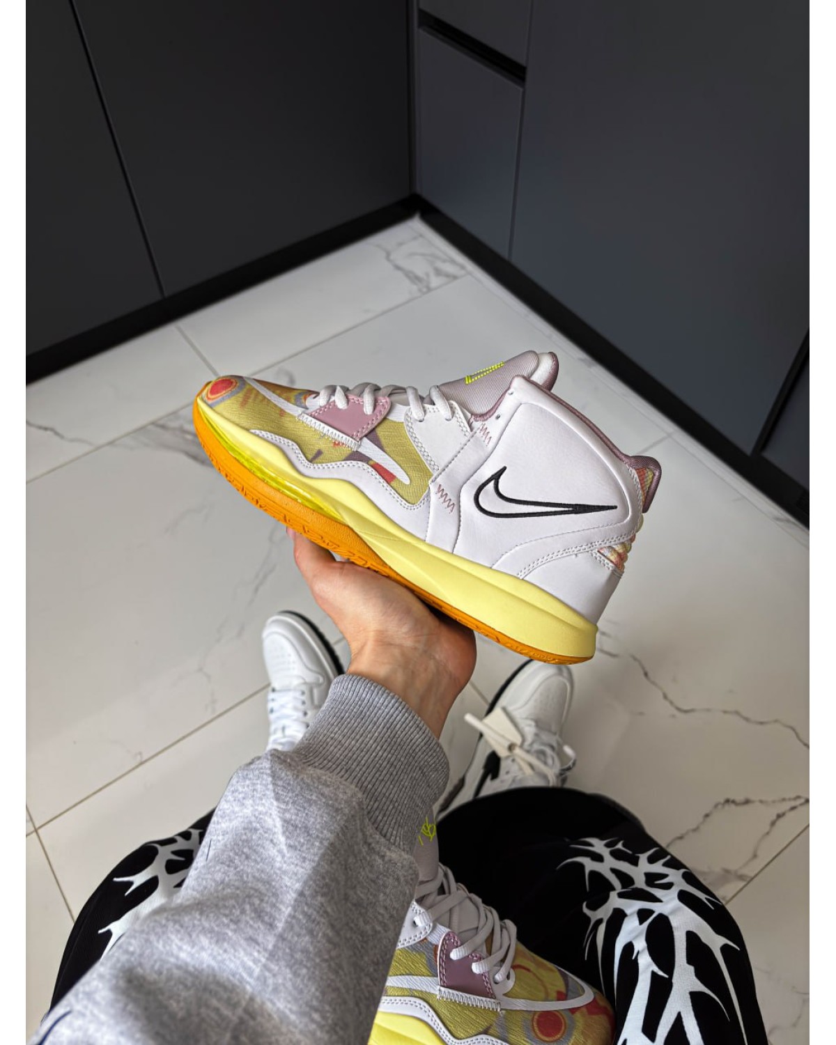 Nike Kyrie 8 Infinity "Nightmares"