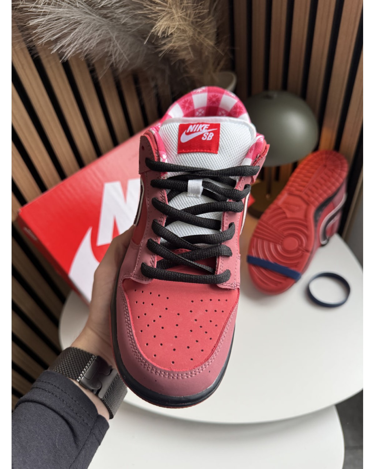 Nike SB Dunk Low "Red Lobster"