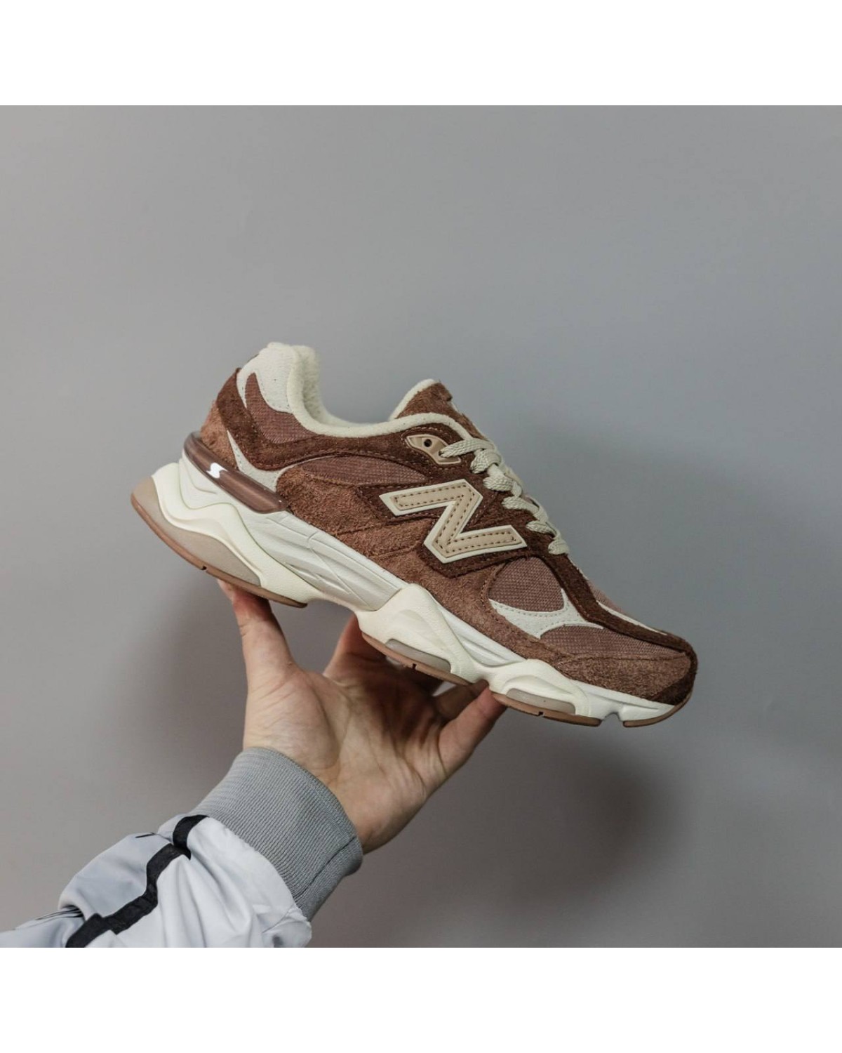 New Balance 9O60
