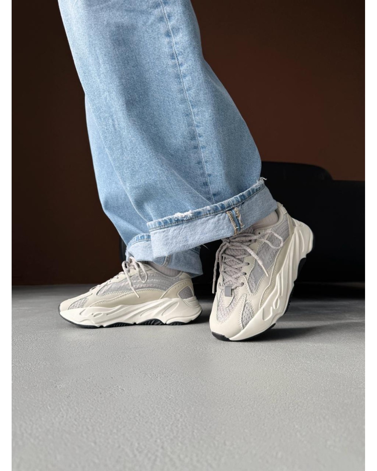 Adidas Yeezy Boost 700 V2 Static