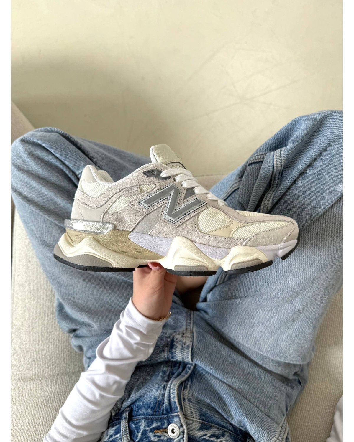 New Balance 9060 Beige