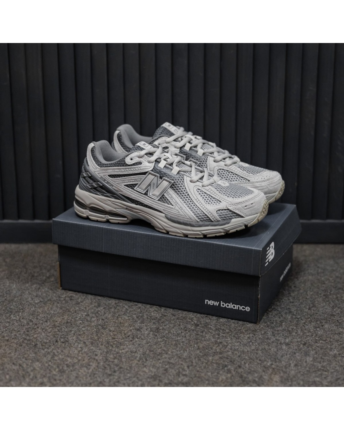 New Balance 1906R