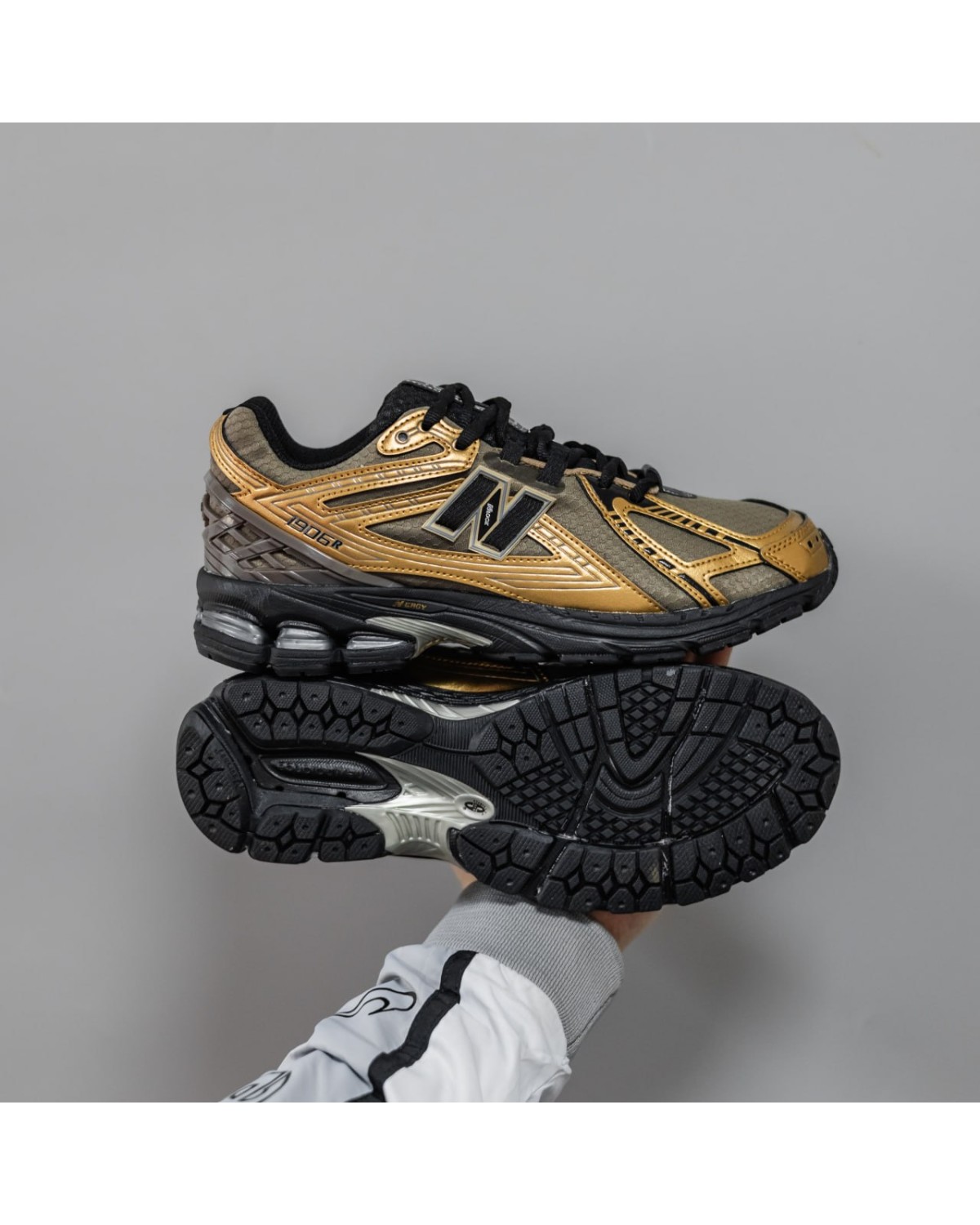 New Balance 1906R