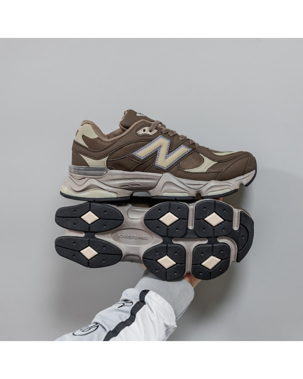 New Balance 9060