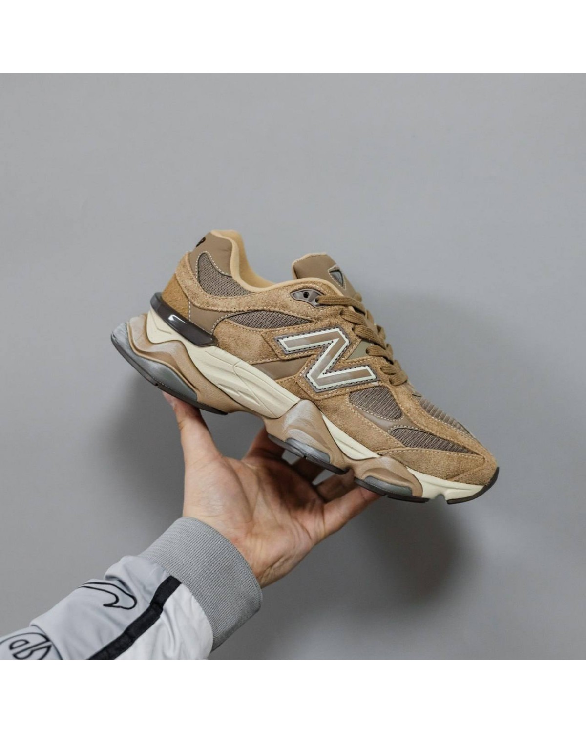New Balance 9060