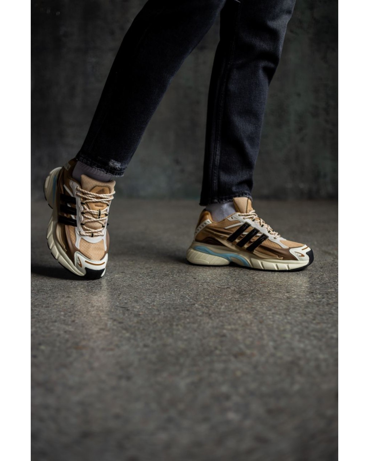 Adidas Jellyfish “Crystal Sand” Pharrell Williams Adidas Jellyfish “Crystal Sand” Pharrell Williams