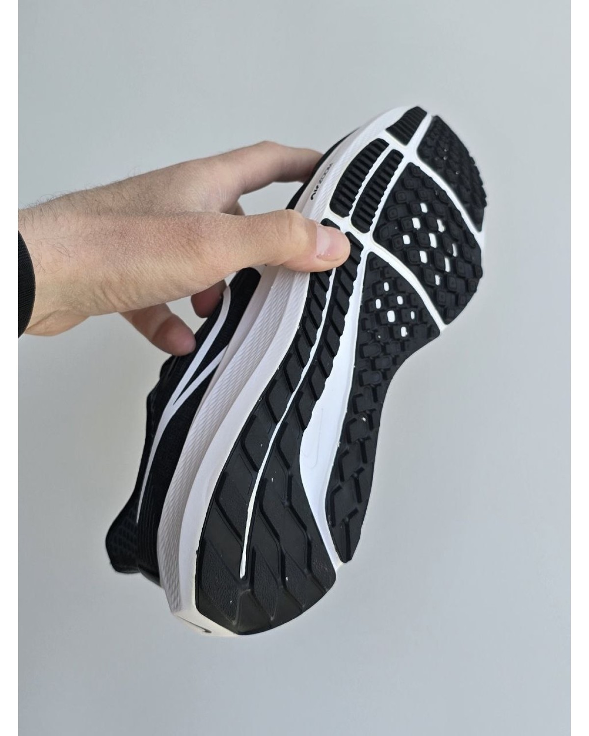 Nike Zoom Pegasus 39 Black/White