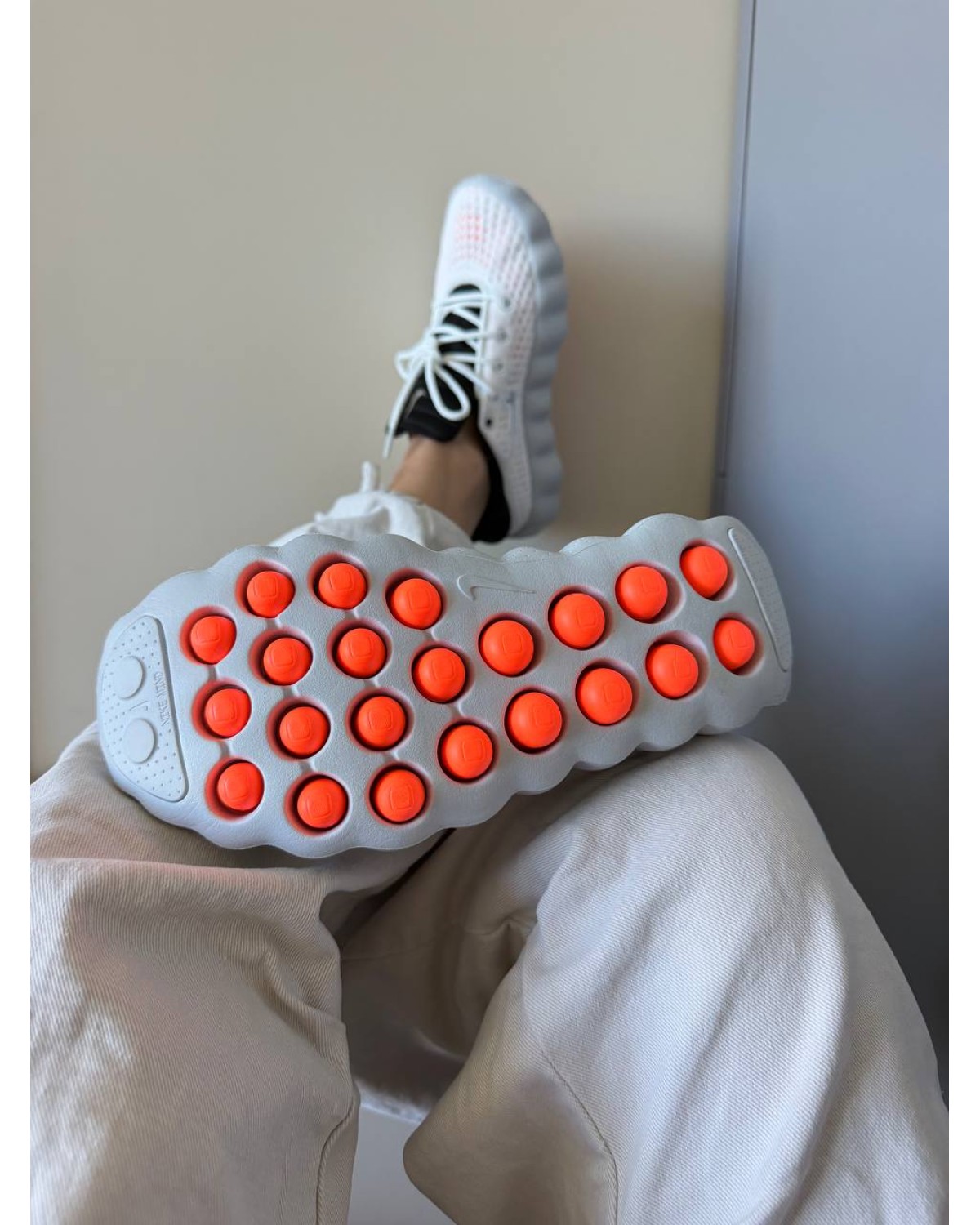 Nike Mind 002 White Black