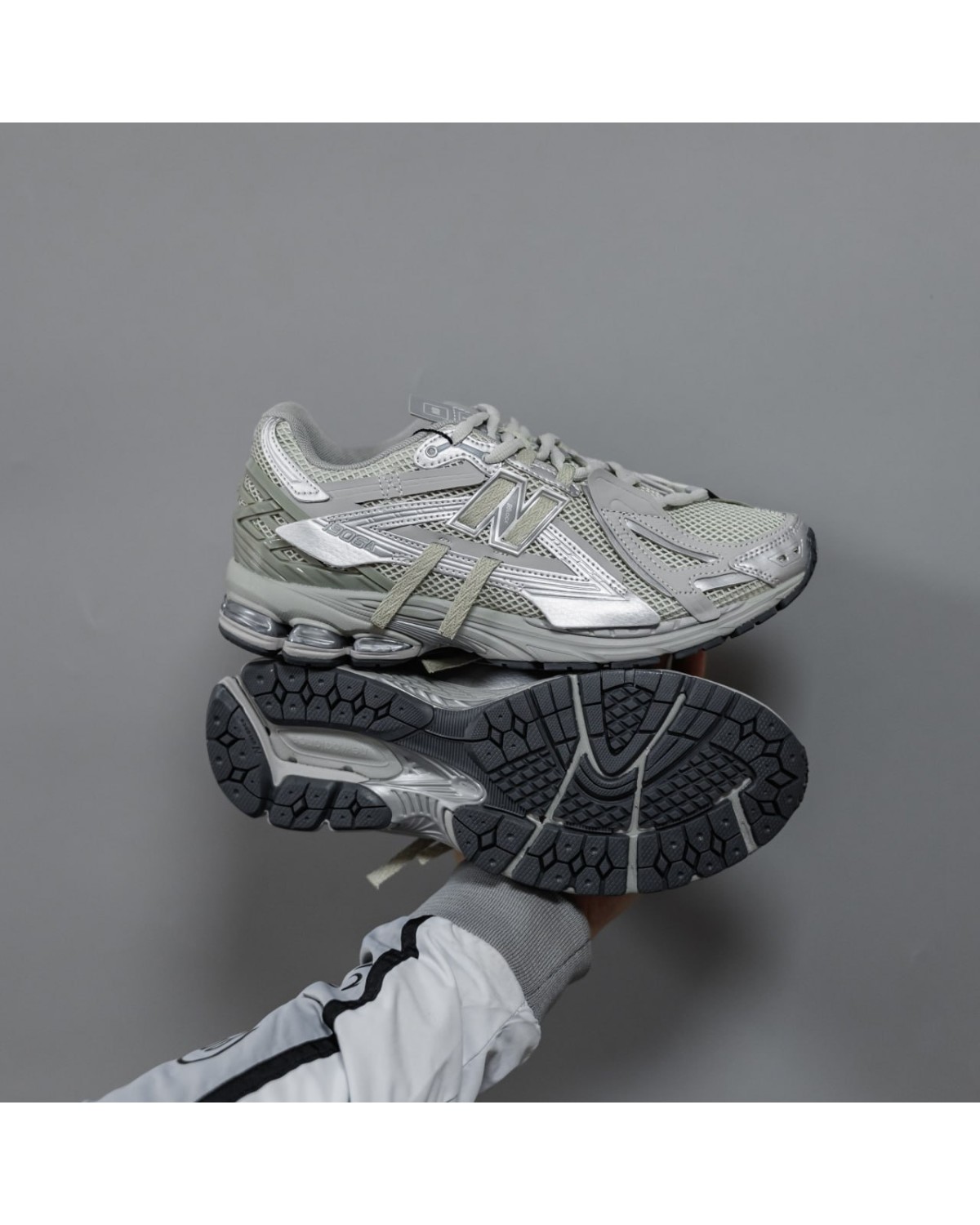New Balance 1906A
