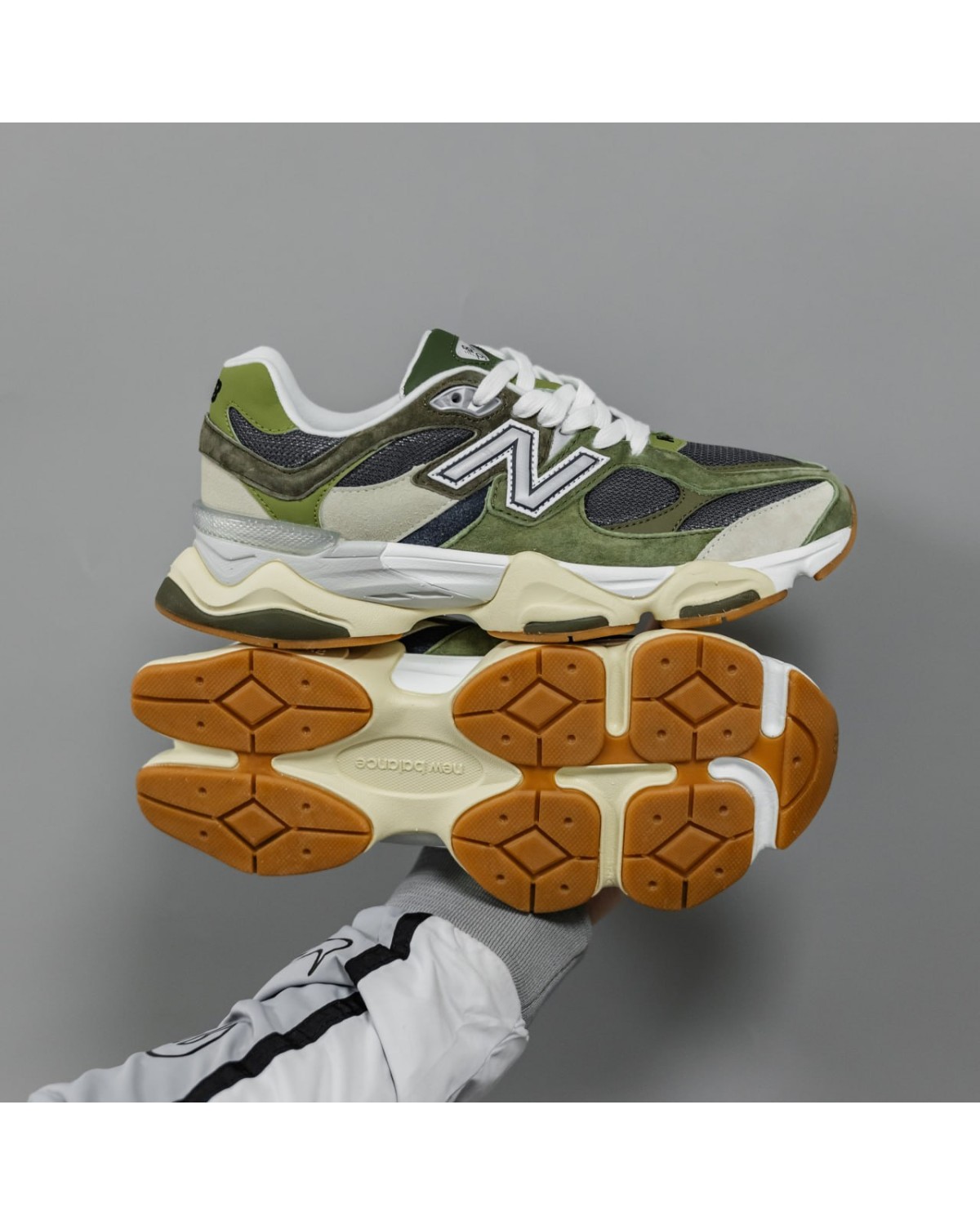 New Balance 9060