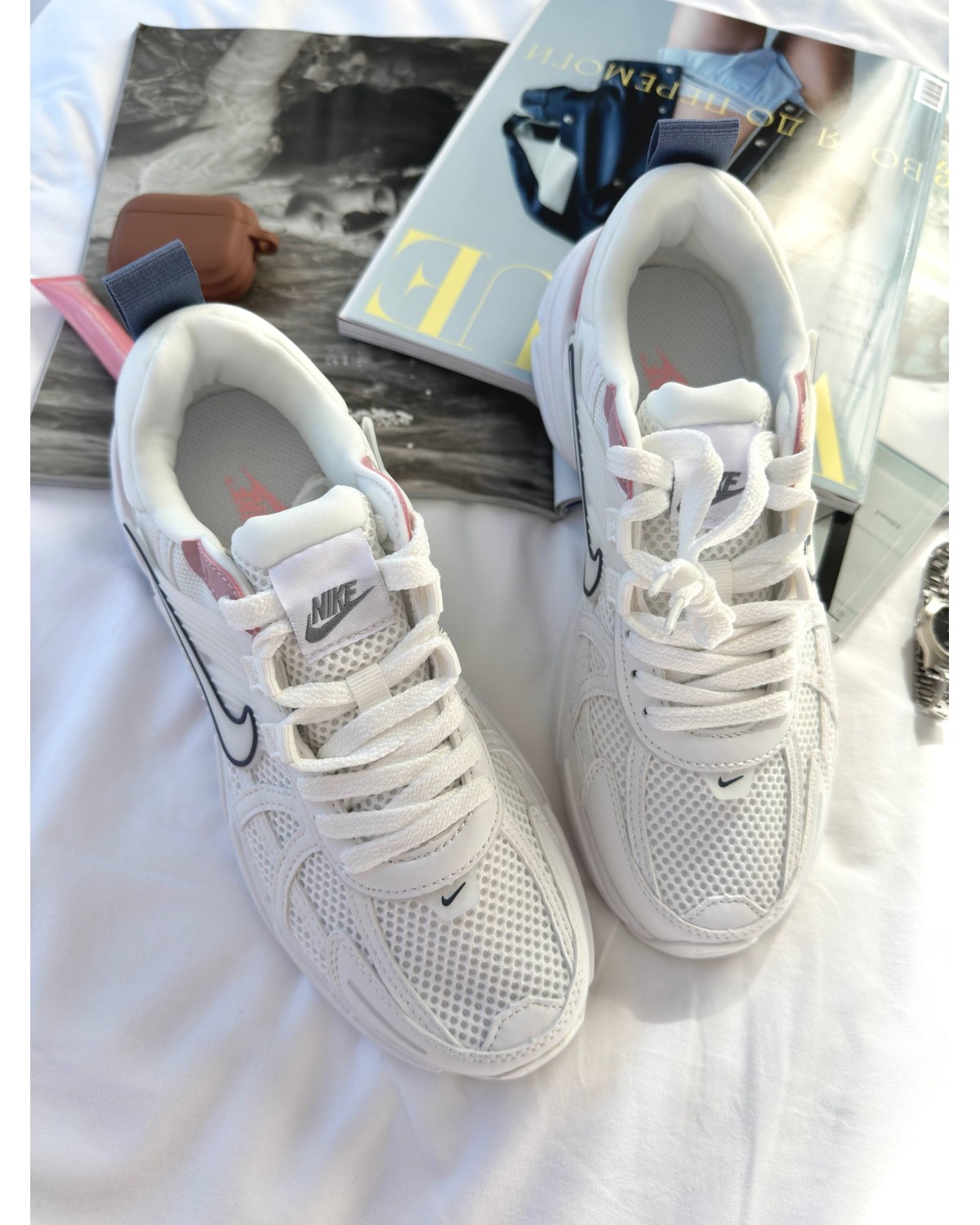 Nike V2K Runtekk White Pink Nike V2K Runtekk White Pink